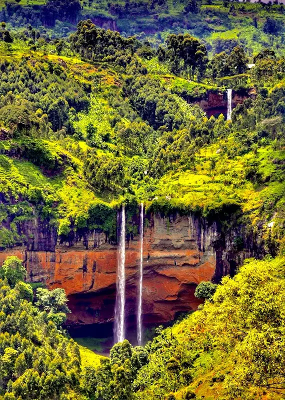 chebonet clear waterfall