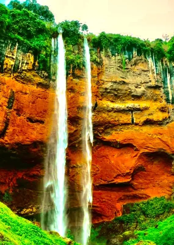 Hiking the chebonet waterfalls