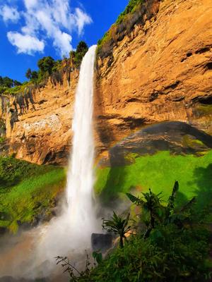 sipi falls, the place for abseiling in sipi